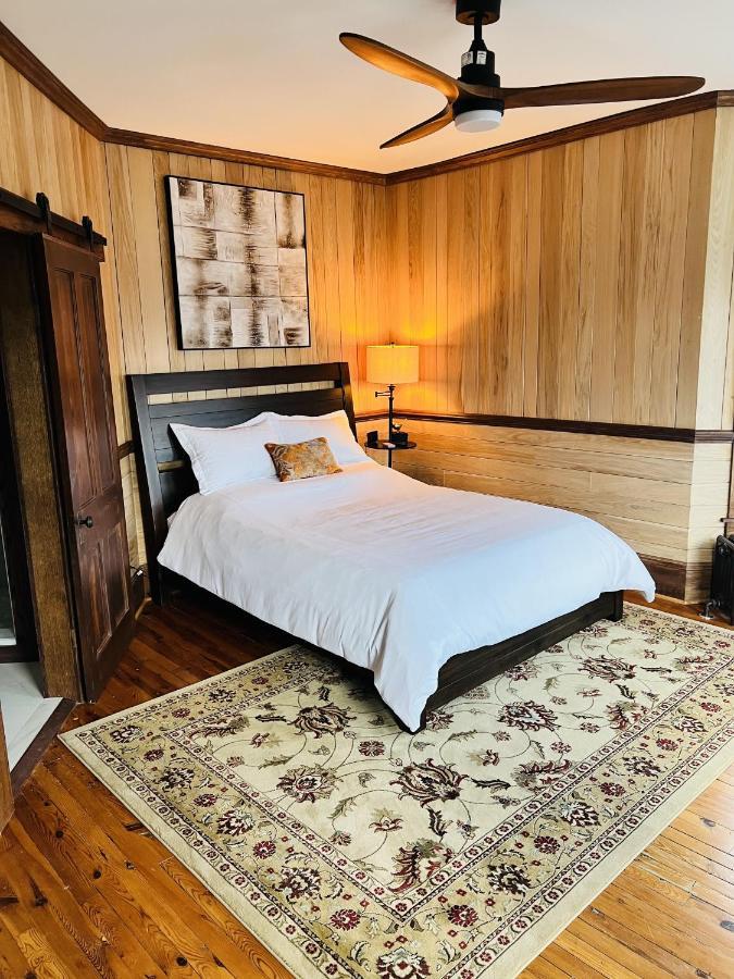 Monterey Inn Экстерьер фото